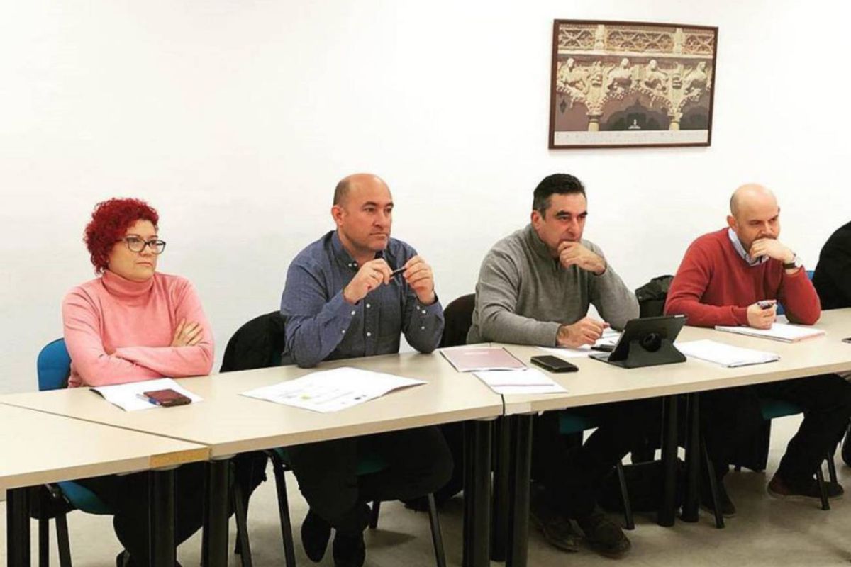 Los Grupos de Acción Local y los empresarios piden reducciones fiscales para Cuenca