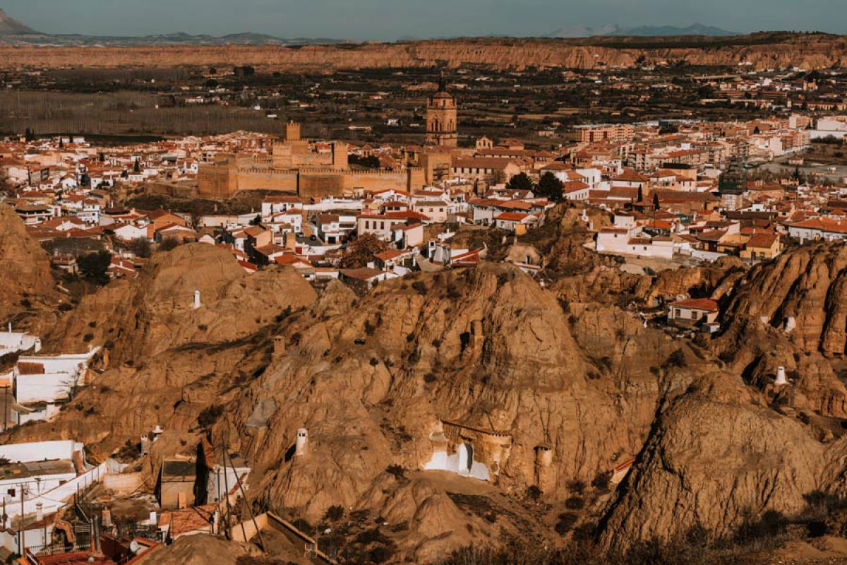 Diputación de Granada solicita al Congreso que impulse un estatuto básico para proteger a los pequeños municipios y frenar la despoblación