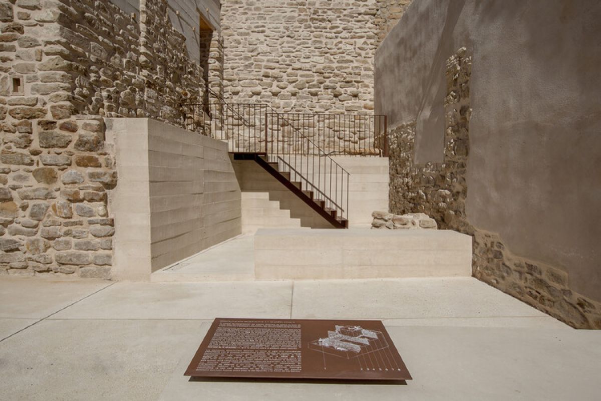 La restauración de la antigua muralla del Alcázar de Arjona recibe el prestigioso galardón Architizer A+ de Arquitectura