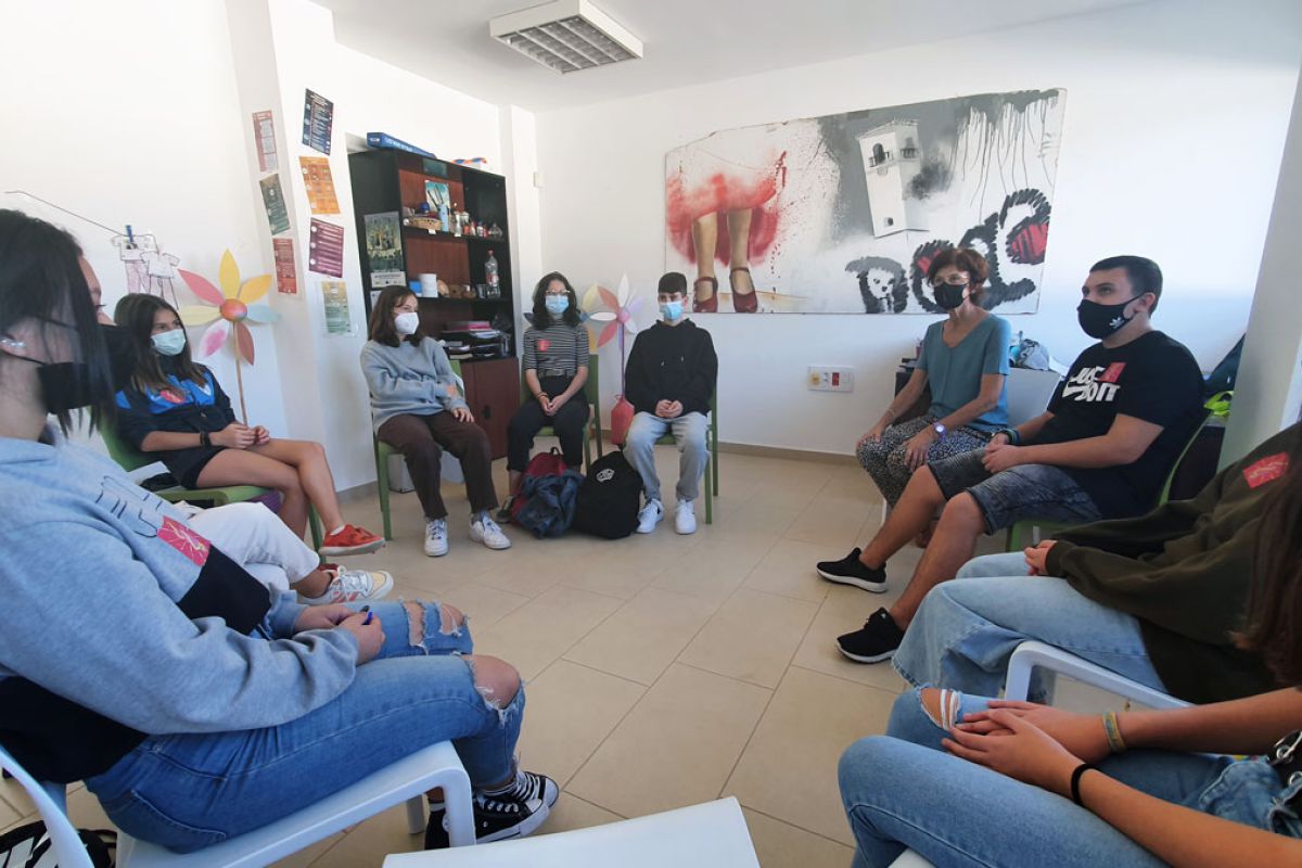 21 jóvenes de toda Europa participan en un proyecto del GDR Valle del Guadalhorce para dinamizar sus pueblos