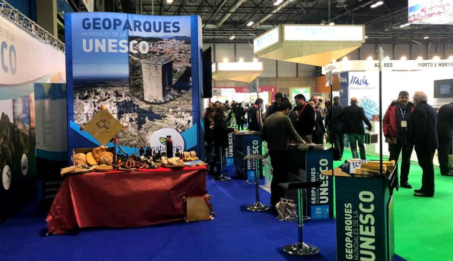 Los espacios naturales de Andalucía lucen su variada oferta ecoturística con un stand propio en Fitur 2020