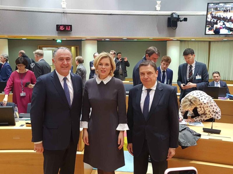 Alemania, España y Francia comparten su ambición para la futura PAC: una Política Agrícola Común más verde y simple, con un presupuesto a la altura de dichos retos