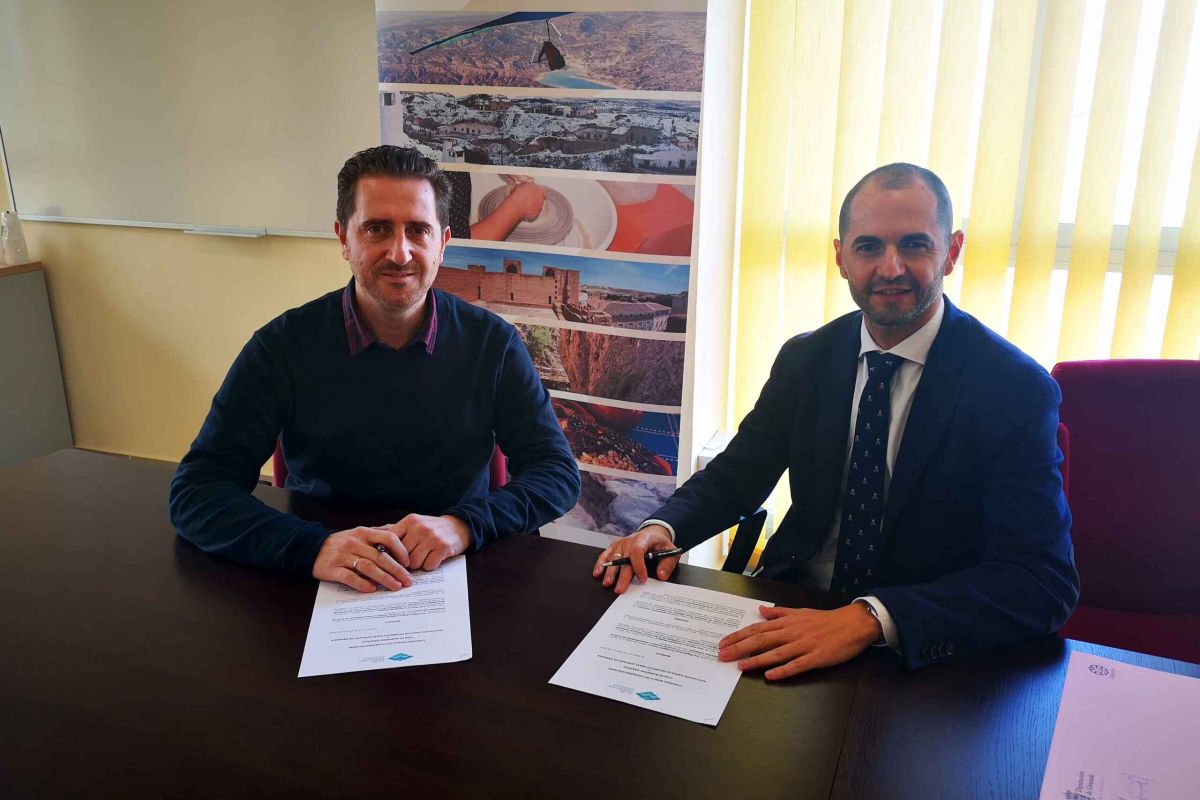 El GDR Altiplano de Granada y el Club Marketing Granada formarán en marketing y publicidad al sector empresarial de la comarca