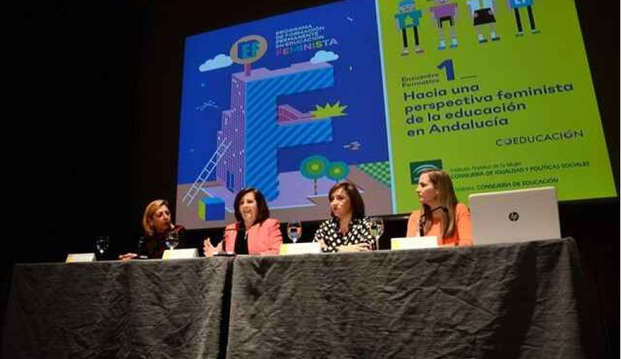 Un total de 250 profesionales se forman para aplicar la perspectiva de género en los proyectos educativos andaluces