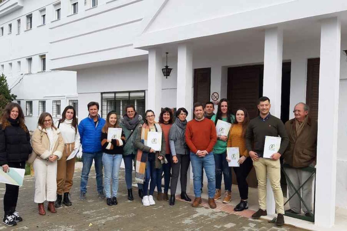 Los 65 jóvenes beneficiarios de las becas HEBE finalizan sus prácticas empresariales