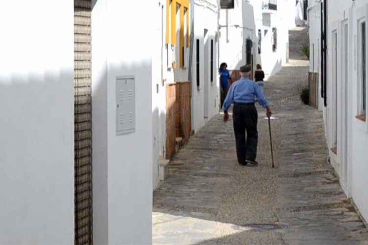 Genalguacil (Málaga) desarrolla las primeras acciones para combatir el éxodo rural en la Serranía de Ronda