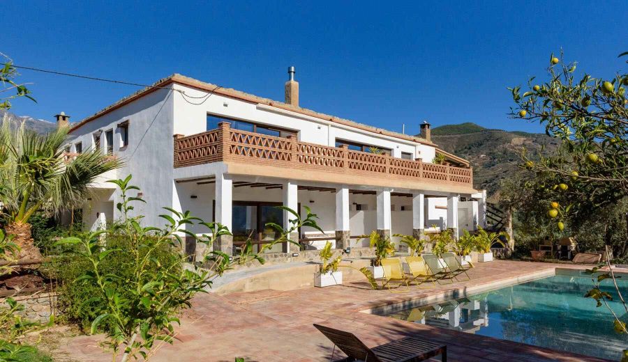 Aumenta el número de viajeros que pernoctan en alojamientos de turismo rural en Andalucía