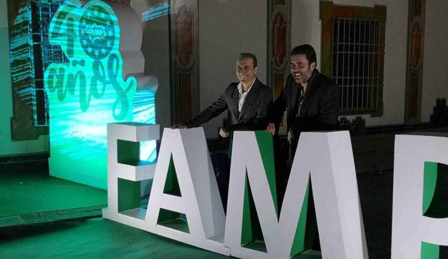 El Festival Bluescazorla recibe el premio ‘El poder de lo local, 40 años de Historia’ de la FAMP