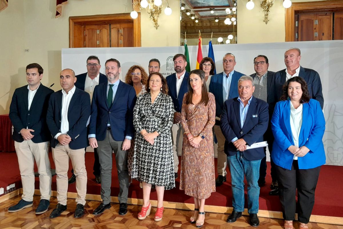 Carmen Crespo entrega nuevas ayudas LEADER a proyectos empresariales del q Levante Almeriense y el Almanzora