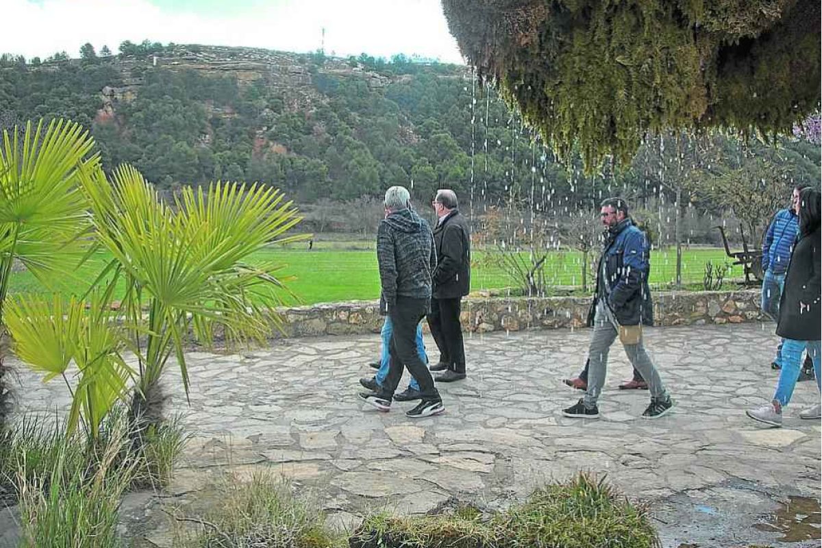 En busca de apoyo para sobrevivir al éxito turístico