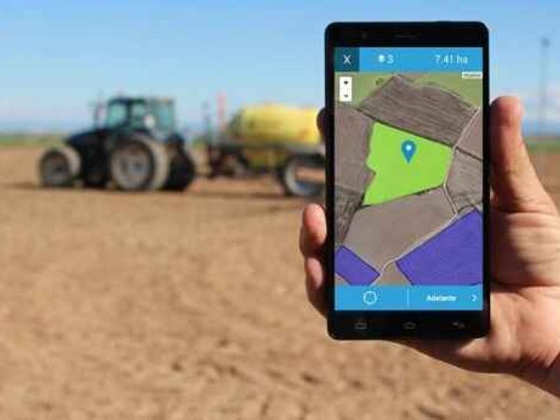 ES Andalucía: «Urge abordar la digitalización en el campo»