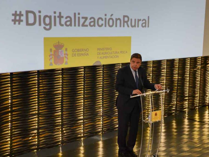 Luis Planas: La digitalización es una apuesta clave para ofrecer igualdad de oportunidades y posibilidades de desarrollo al mundo rural