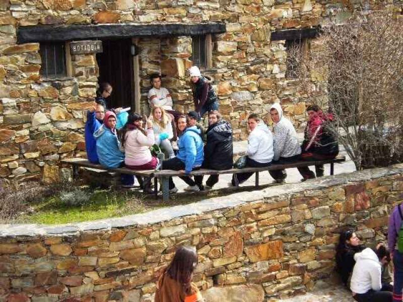 El ministerio de Educación publica una nueva convocatoria del programa educativo de recuperación de pueblos abandonados