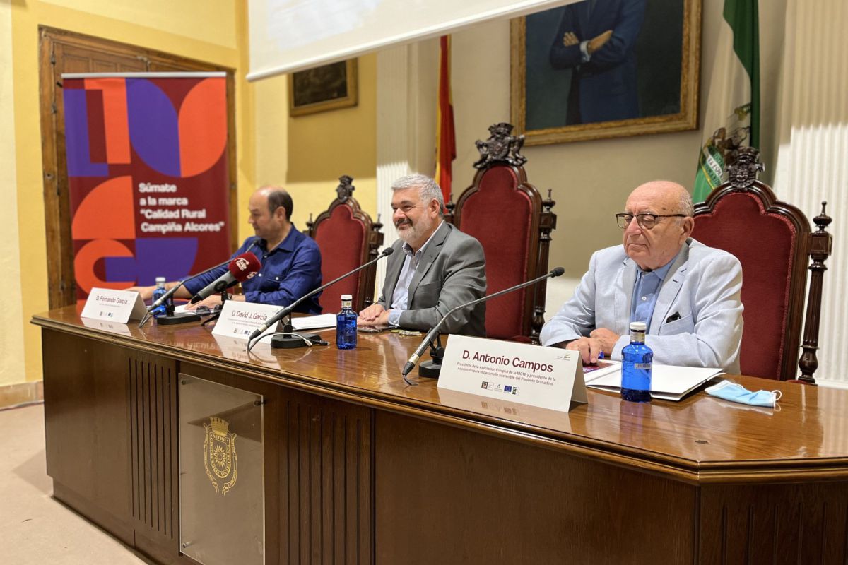 David J. García Ostos, presidente del GDR Campiña-Alcores y alcalde de Écija: “Implantar la marca Calidad Rural supone una mejora para las propias empresas”