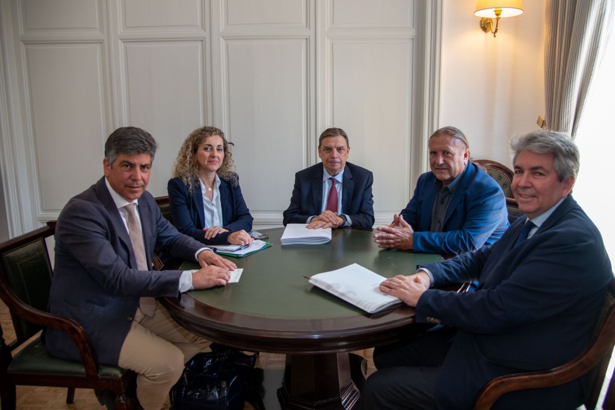 El ministro Luis Planas respalda la reivindicación de la Red Española de Desarrollo Rural de blindar el 30 % del Objetivo Rural para LEADER