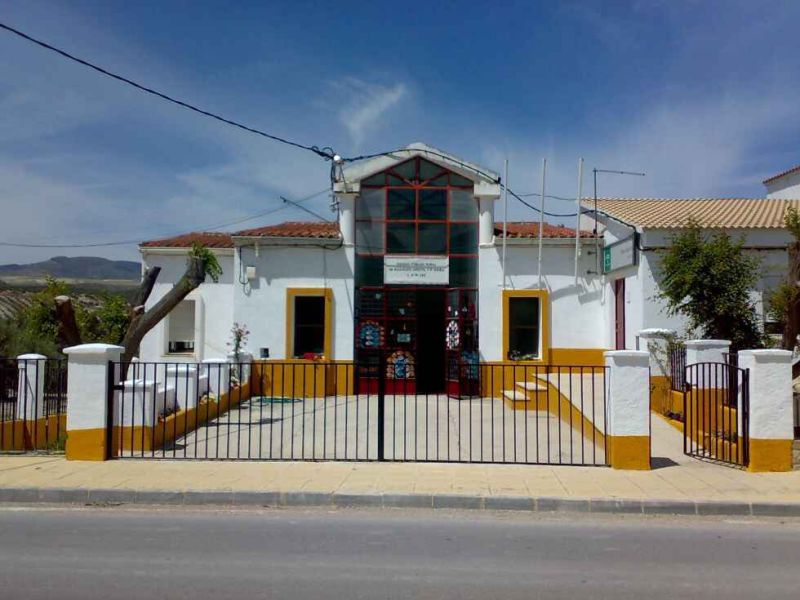 El mundo rural lucha para evitar la pérdida de líneas educativas