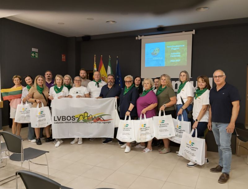 Una delegación de Lituania conoce el impacto de LEADER en la Subbética Cordobesa