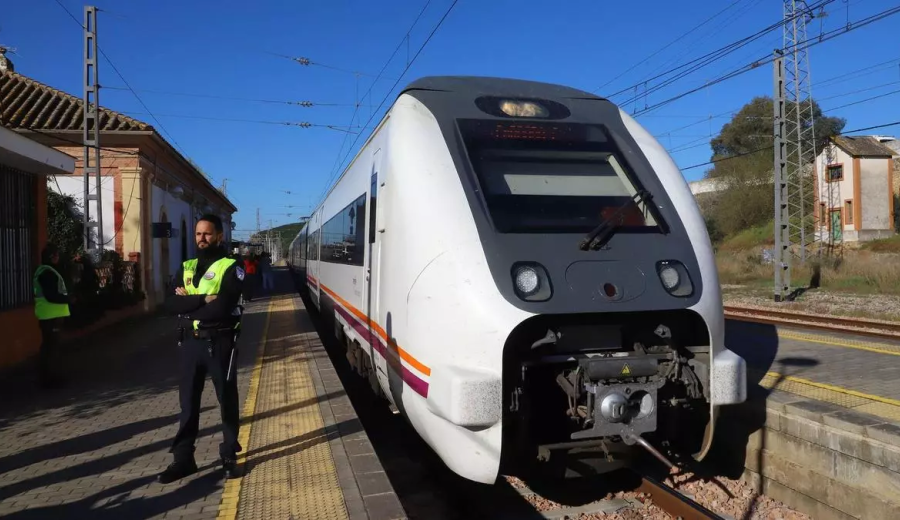El GDR Medio Guadalquivir valora positivamente la continuidad del servicio ferroviario de proximidad Palma del Río – Villa del Río