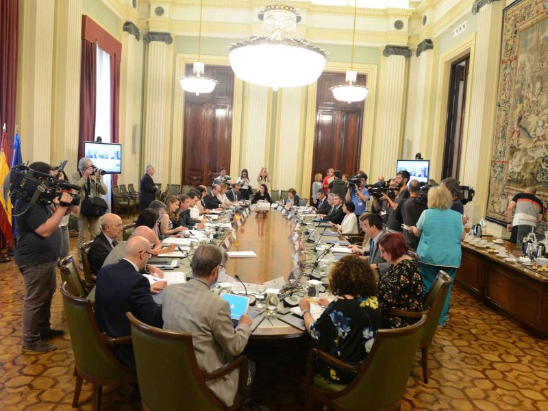 La Conferencia Sectorial de Agricultura y Desarrollo Rural acuerda la distribución de 326,5 millones de euros entre las CCAA para programas agrícolas, ganaderos, de alimentación y de desarrollo rural