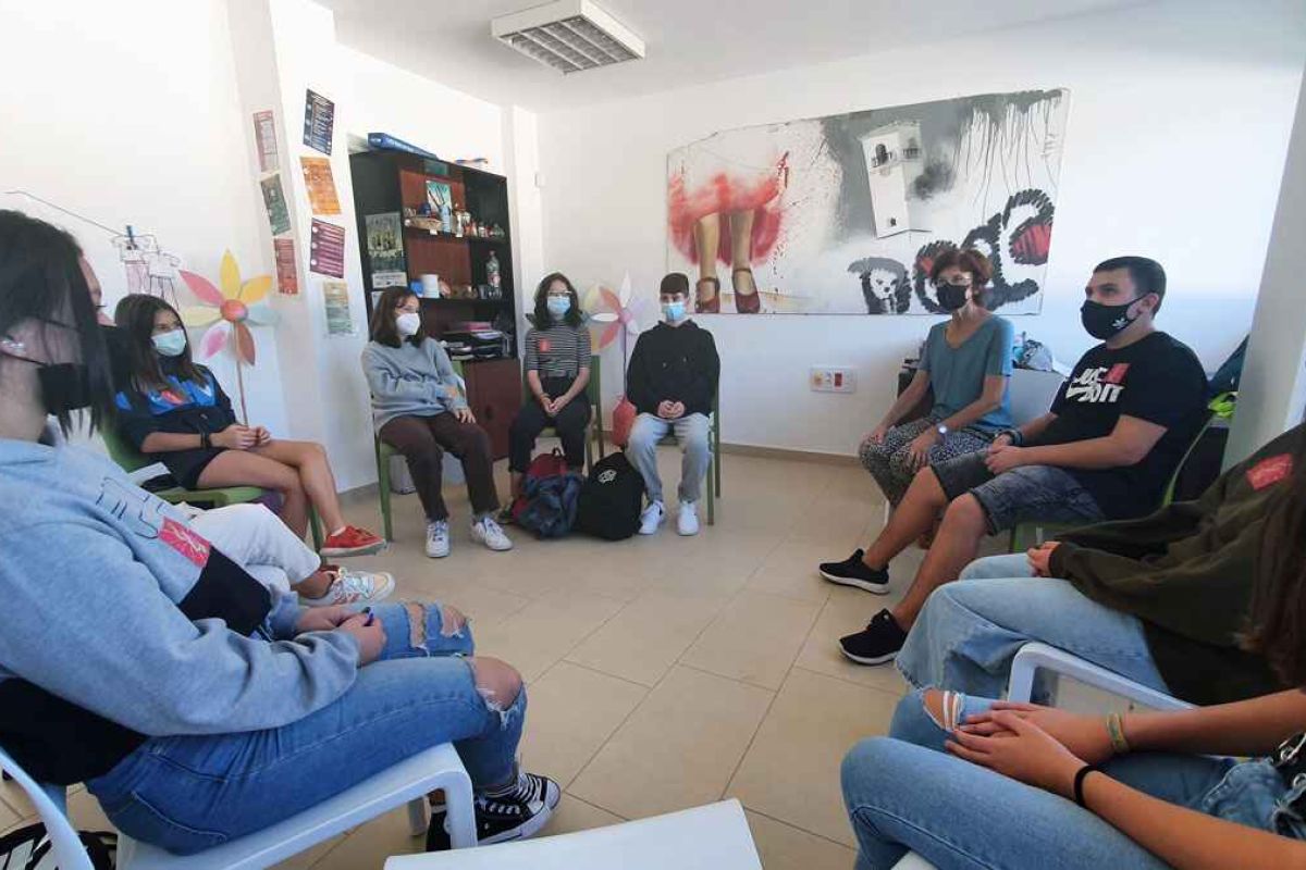 21 jóvenes de toda Europa participan en un proyecto del GDR Valle del Guadalhorce para dinamizar sus pueblos