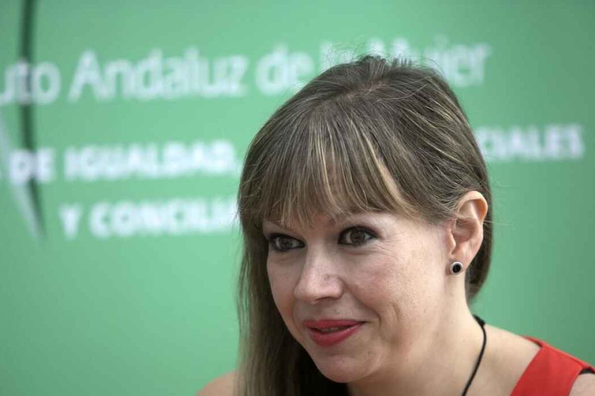 Lourdes Arroyo: «Las mujeres rurales maltratadas  viven un infierno en vida»