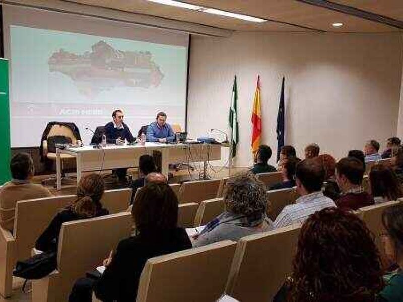 Agricultura impulsa un proyecto piloto de apoyo integral a los jóvenes en el medio rural