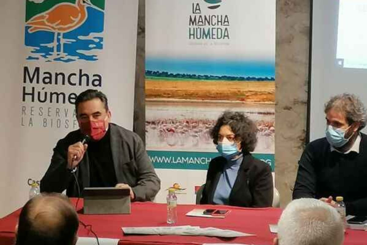 FADEMUR presenta un proyecto del agua como eje vertebrador de las personas en el mundo rural