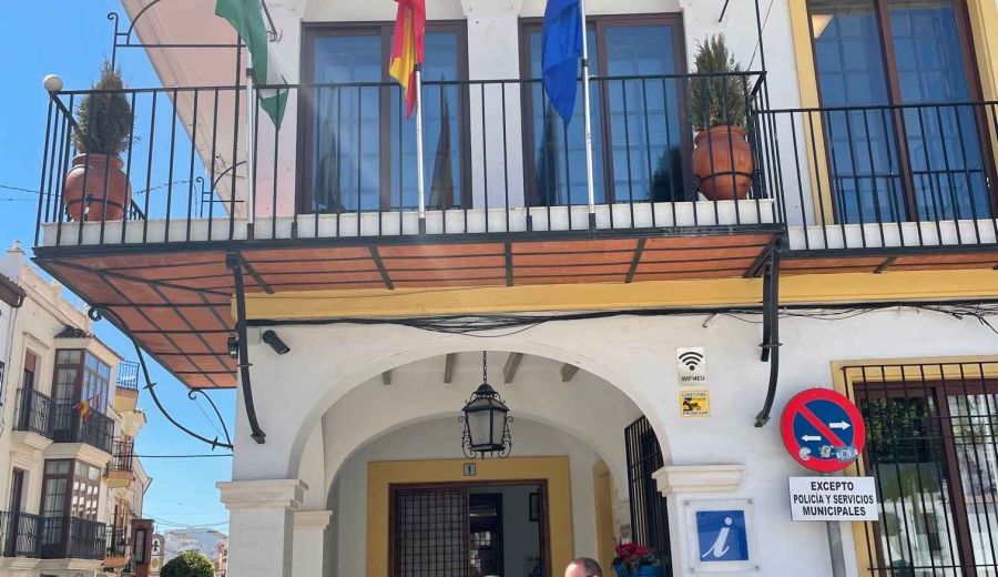 El GDR Subbética Cordobesa mejora la eficiencia energética de dos edificios municipales de Carcabuey