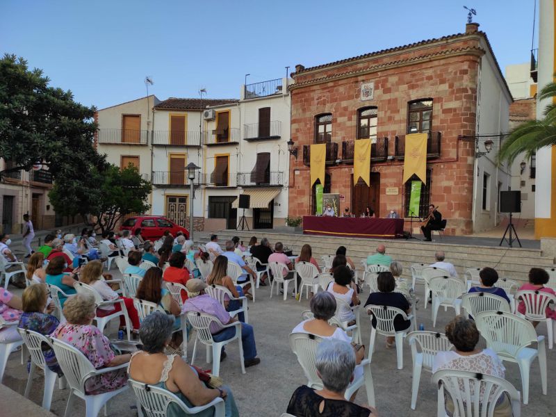 Clubes de lectura, cafés y viajes literarios en el Condado de Jaén