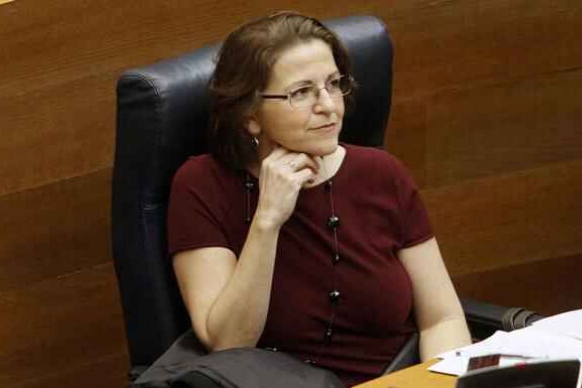 El Gobierno nombra a la exconsellera Elena Cebrián al frente de la Secretaría General para el Reto Demográfico