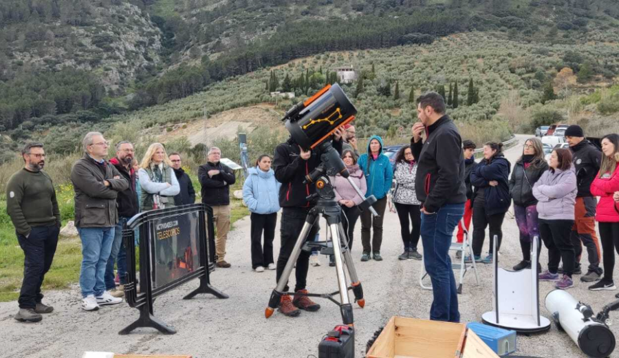Los primeros guías del Corredor Astronómico de Jaén finalizan su formación