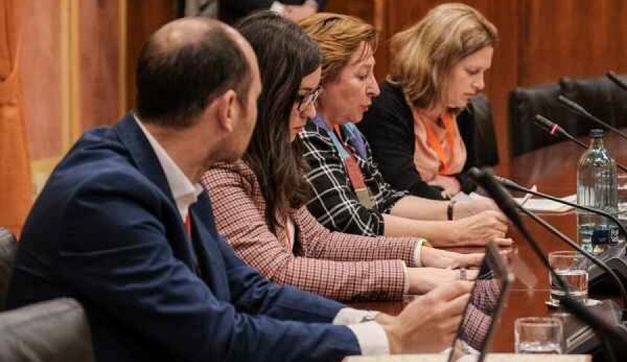 AMCAE defiende en el Parlamento de Andalucía una PAC que prime la incorporación de las mujeres a la actividad agraria y las políticas de igualdad en el sector
