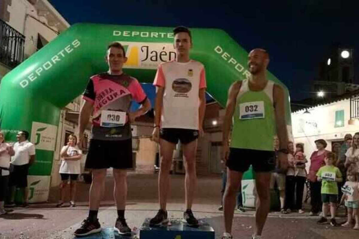 El GDR Sierra de Segura colabora con la Carrera Popular Nocturna Peñalta que recaudaba fondos para la Asociación de Padres de Niños con Cáncer de la provincia de Jaén