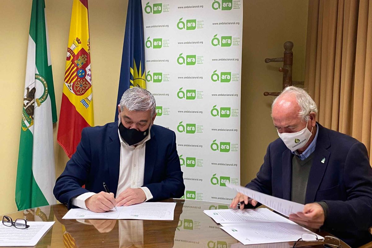 ARA y la Fundación Savia pondrán en valor los territorios rurales para evitar la pérdida de población