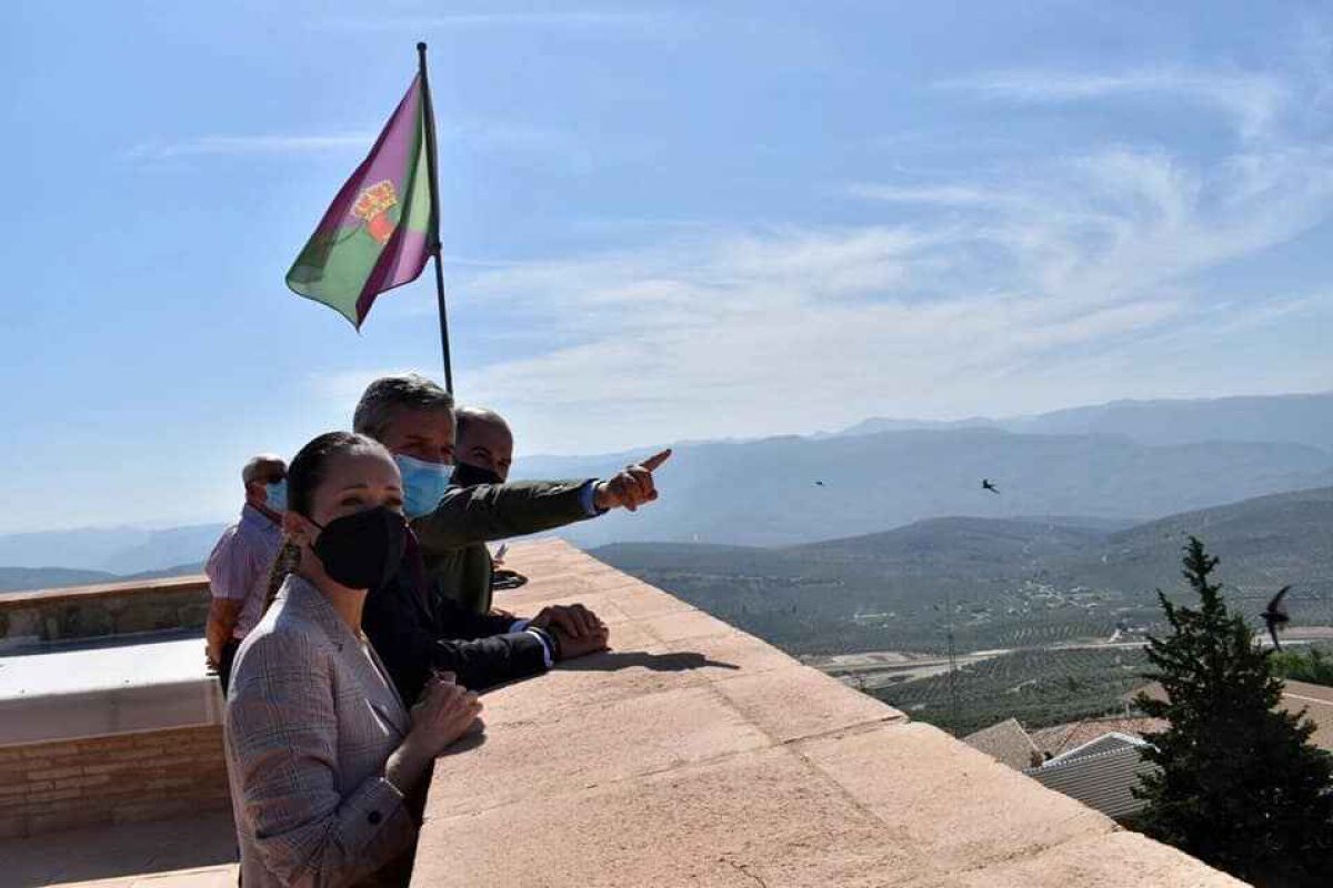 El GDR La Loma y las Villas destina una ayuda LEADER a la recuperación del castillo de Iznatoraf