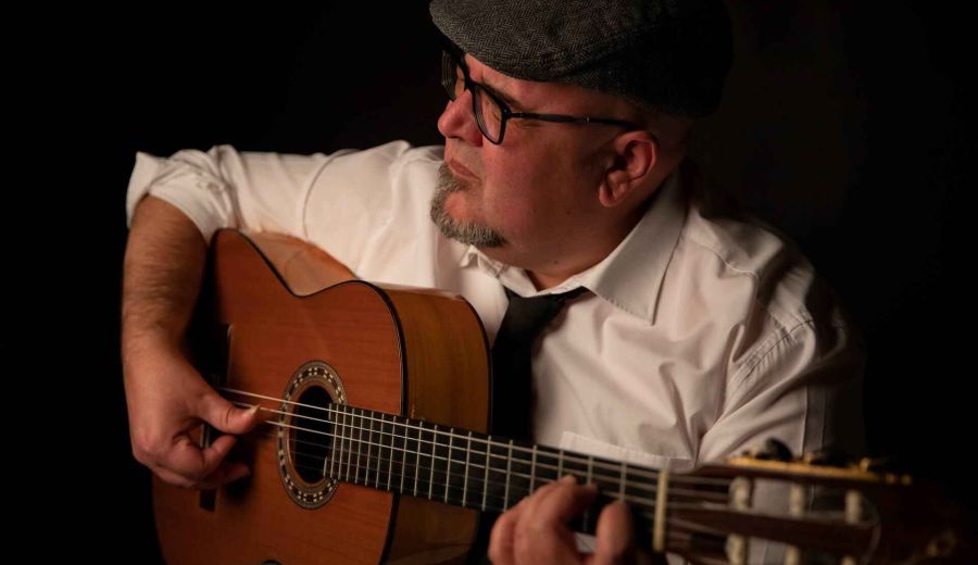 EmprendoRoute selecciona el proyecto “Learn flamenco guitar” en la Sierra de Aracena y Picos de Aroche