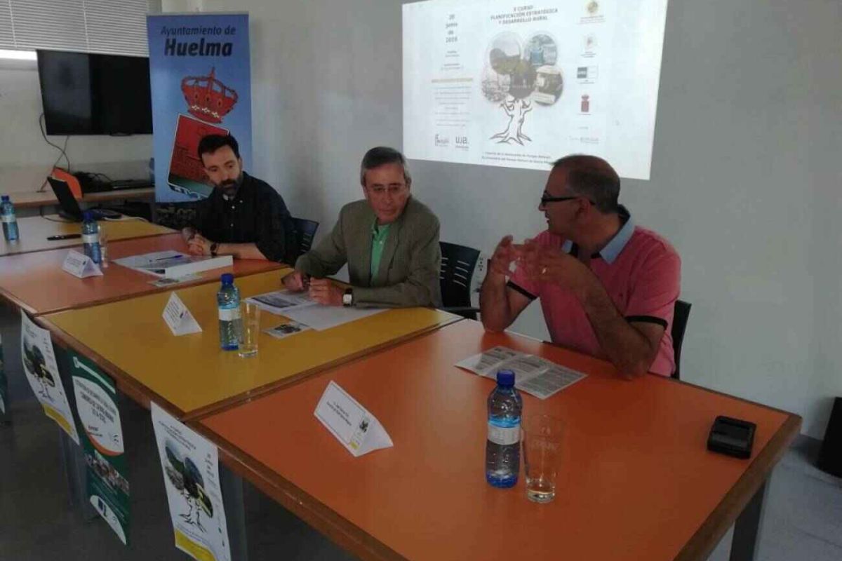 La Cátedra de Planificación Estratégica Territorial de la Universidad de Jaén organiza una jornada sobre el ‘Impacto de la declaración del Parque Natural de Sierra Mágina en su 30 aniversario’