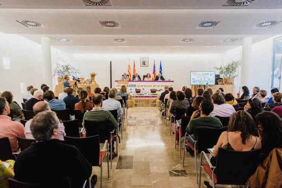 Los Grupos de Desarrollo Rural y REDR definen el LEADER del futuro. ¡Otro LEADER es posible!