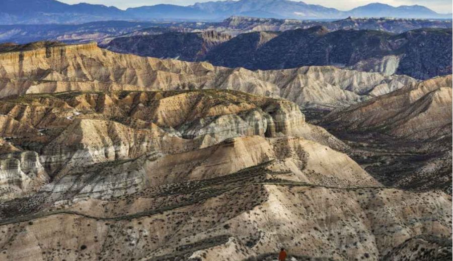 El programa ‘Volando Voy’ de Jesús Calleja dedica un episodio al Geoparque de Granada