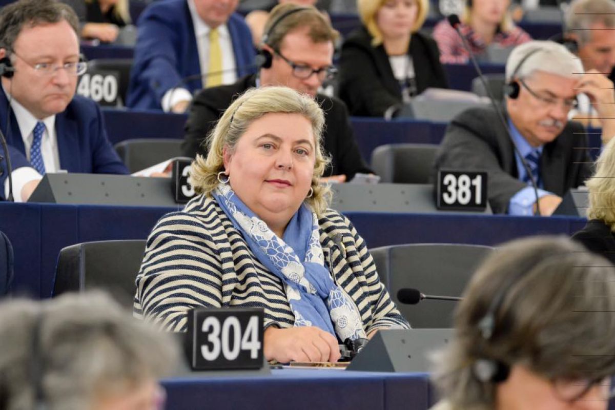 Clara Aguilera, Vicepresidenta de la Comisión de Agricultura y Desarrollo Rural del Parlamento Europeo: “Avances y retos en la negociación de la futura PAC 2021-2027”