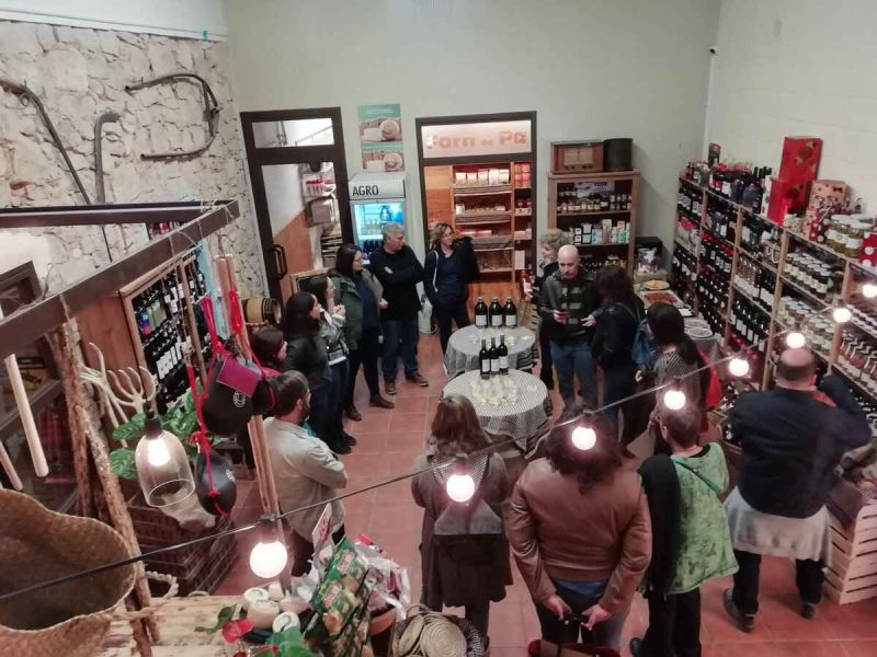 La magia del coworking y LEADER en el medio rural: conociendo dos modelos territoriales y una red
