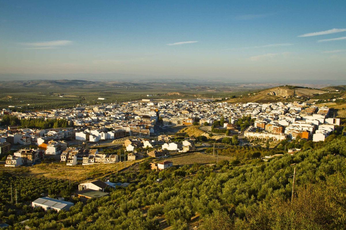 ADSUR analiza la protección medioambiental de la Sierra Sur de Jaén bajo la figura de Parque Natural