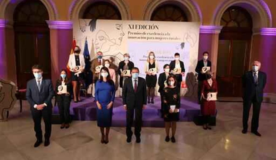 Luis Planas, ministro de Agricultura: ‘Donde hay mujer, hay futuro’
