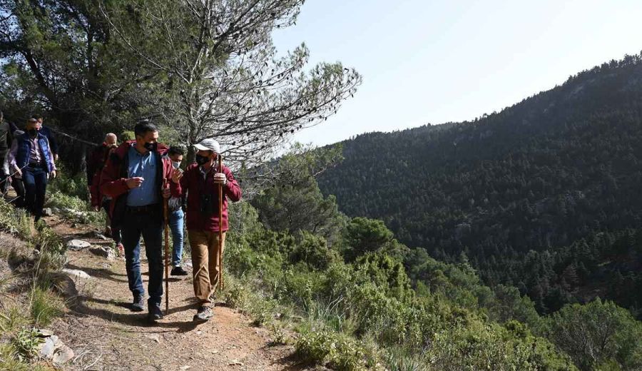 Sánchez defiende preservar la biodiversidad de España y que sirva de reclamo a un turismo sostenible y de calidad