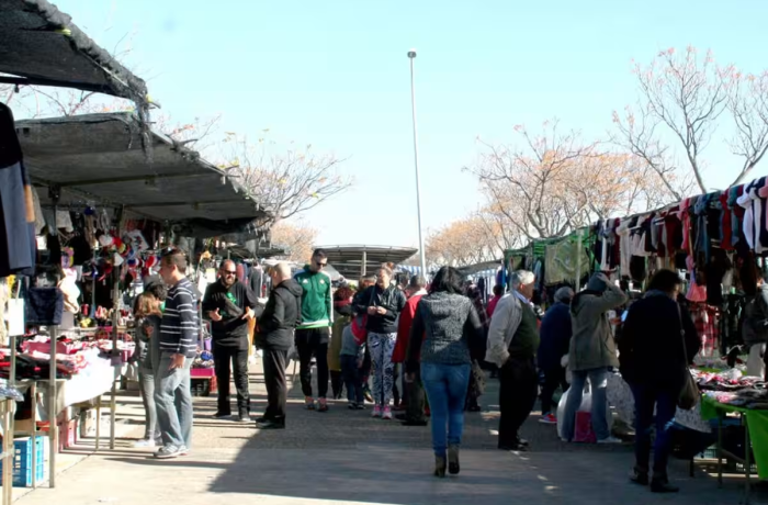 Adelquivir pide a la Junta de Andalucía medidas de apoyo al comercio ambulante afectado por las continuas lluvias