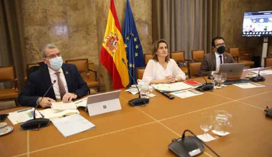 Teresa Ribera preside la primera reunión del Foro para la Cohesión Territorial para favorecer un espacio de diálogo con los actores locales