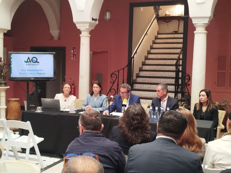 ADELQUIVIR y la Delegación Territorial refuerzan en Utrera el papel del programa LEADER en el desarrollo del Bajo Guadalquivir