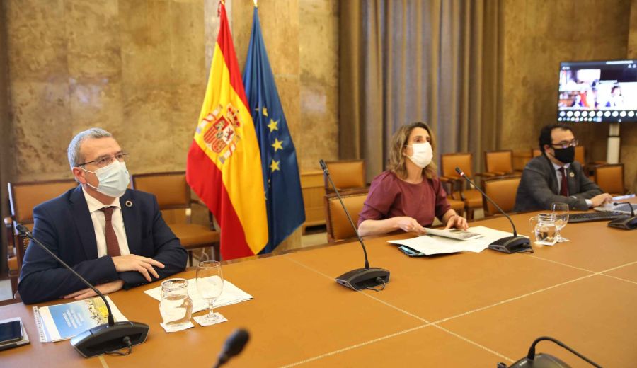 Teresa Ribera traslada a las CCAA las primeras líneas de acción del Plan de 130 Medidas frente al Reto Demográfico