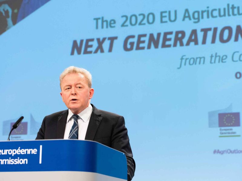 Janusz Wojciechowski, comisario de Agricultura de la UE: “Las aldeas deben recibir fondos adicionales a la PAC”