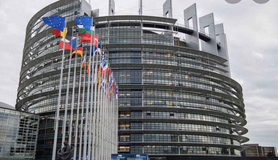 La Comisión Europea publica el Reglamento que permite modificar los PDR para integrar los fondos europeos de transición y recuperación en 2021 y 2022